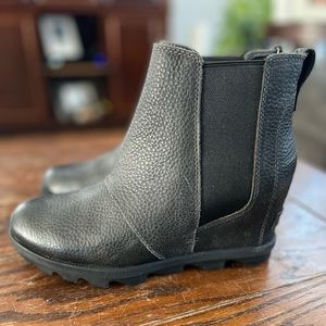 NWOT Sorel boots